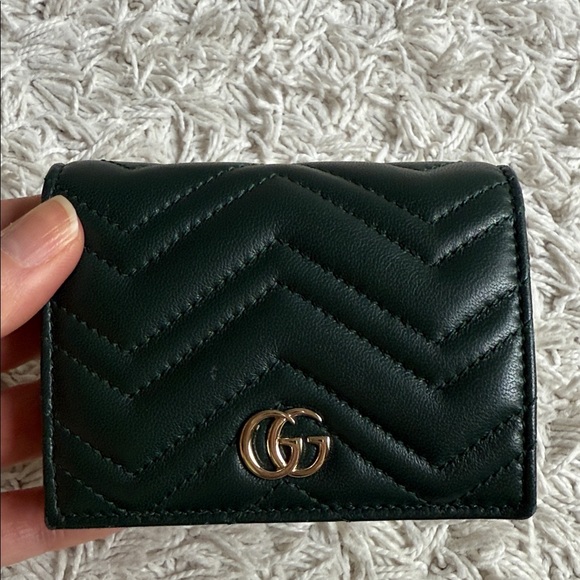 Gucci Dark Green Quilted Leather Wallet - Picture 4 of 12